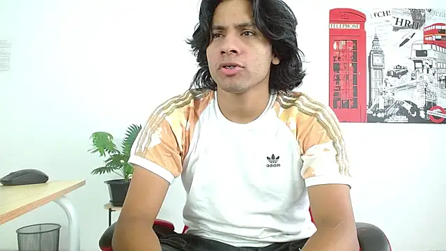 Snapshot of Jackcumm18 chatting on 12.13.25 Jackcumm18 online show from 12.13.25