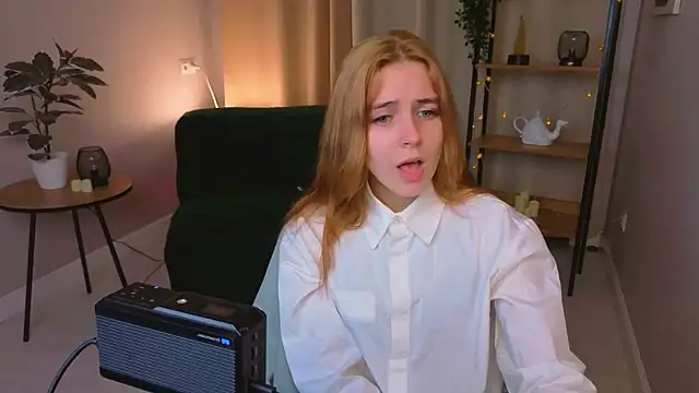 Bella xBaby online show from 12.15.25