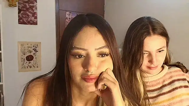 Snapshot of misstresandbonnie chatting on 01.06.26 misstresandbonnie online show from 01.06.26