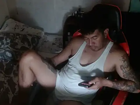 Snapshot of kheljordan23 chatting on 03.02.26 kheljordan23 online show from 03.02.26