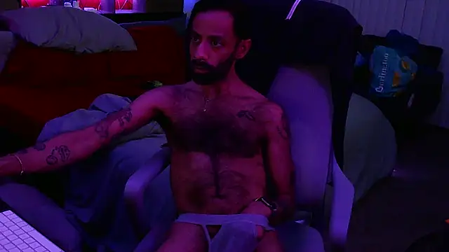 Snapshot of LilBrownPKB chatting on 12.14.25 LilBrownPKB online show from 12.14.25