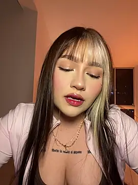 Daniela ruizz online show from 06.26.26