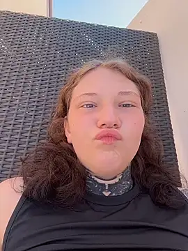 FionaMurr online show from 12.23.25