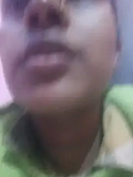 Snapshot of nehakapoor89 chatting on 12.21.25 nehakapoor89 online show from 12.21.25