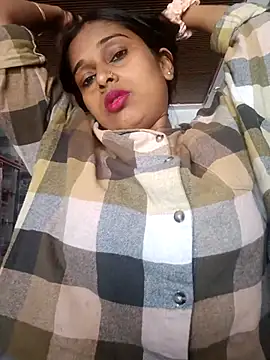 Snapshot of nehakapoor89 chatting on 02.11.26 nehakapoor89 online show from 02.11.26