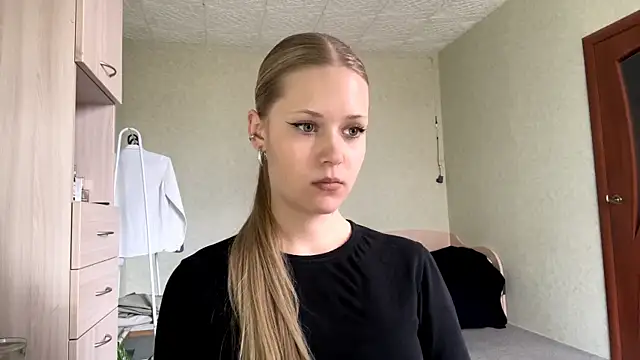 ZaidaSchwarten online show from 03.20.26