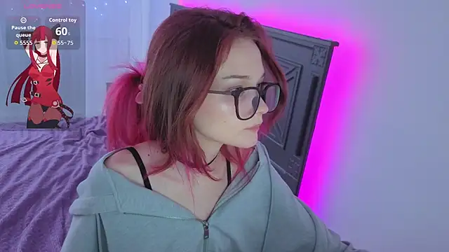 Snapshot of Angel_Bruh chatting on 12.15.25 Angel Bruh online show from 12.15.25