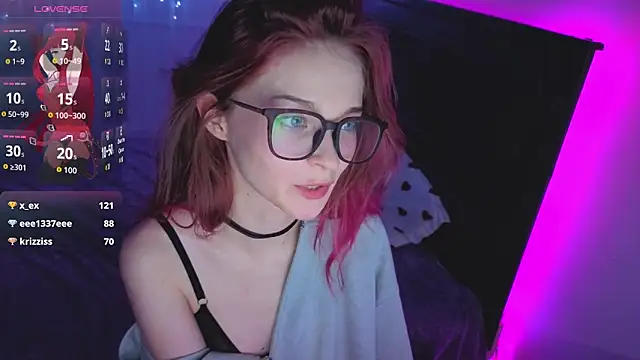 Snapshot of Angel_Bruh chatting on 12.15.25 Angel Bruh online show from 12.15.25