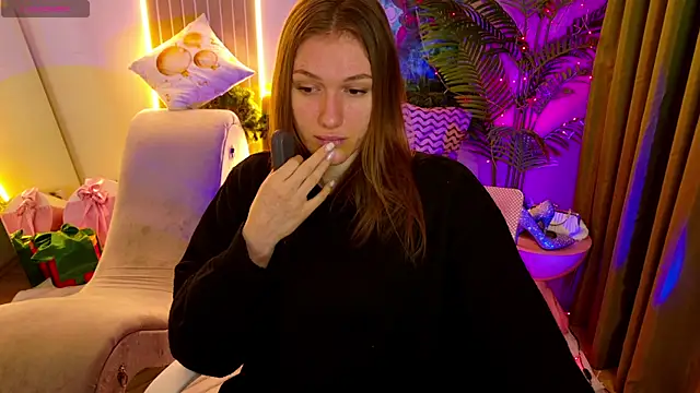 Snapshot of CarolainGilbert chatting on 01.06.26 CarolainGilbert online show from 01.06.26