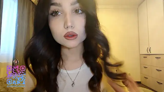 Snapshot of Qwami_Amie chatting on 02.03.26 Qwami Amie online show from 02.03.26