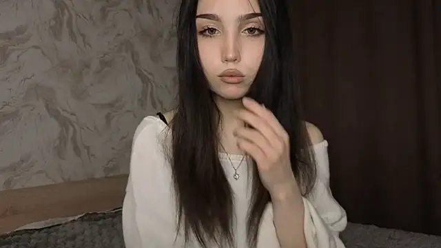 Snapshot of Qwami_Amie chatting on 05.11.26 Qwami Amie online show from 05.11.26