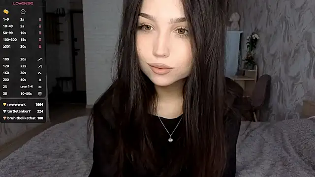Snapshot of Qwami_Amie chatting on 05.16.26 Qwami Amie online show from 05.16.26
