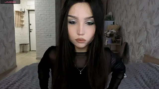 Snapshot of Qwami_Amie chatting on 06.01.26 Qwami Amie online show from 06.01.26