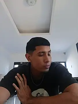 Liam Thomas online show from 12.22.25