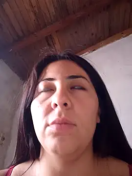 Snapshot of emmacurvyhot chatting on 02.20.26 emmacurvyhot online show from 02.20.26