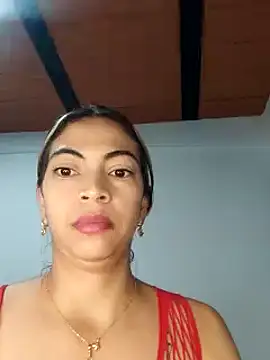 Evangeline Bonnet online show from 04.02.26