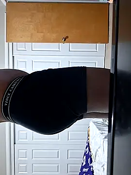 Snapshot of Rizzle9800 chatting on 12.19.25 Rizzle9800 online show from 12.19.25