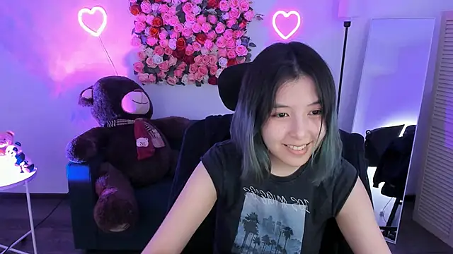 SirenMystiq online show from 04.15.26