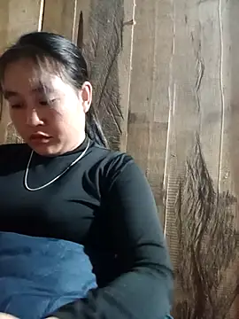 Snapshot of -myaa- chatting on 12.16.25 -myaa- online show from 12.16.25