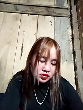 Snapshot of -myaa- chatting on 12.17.25 -myaa- online show from 12.17.25