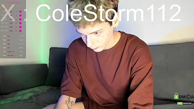Snapshot of colestorm_ chatting on 12.17.25 colestorm online show from 12.17.25
