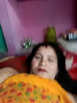 Snapshot of Kinjal_pande chatting on 12.14.25 Kinjal pande online show from 12.14.25