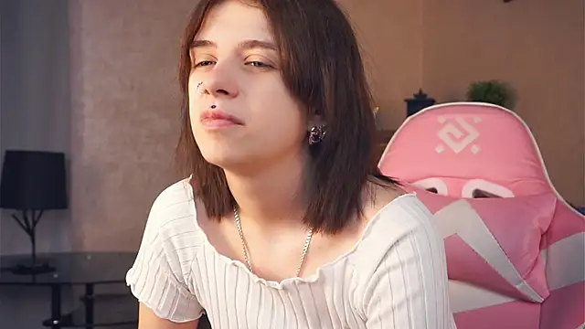 Snapshot of IleanaPishko chatting on 01.09.26 IleanaPishko online show from 01.09.26