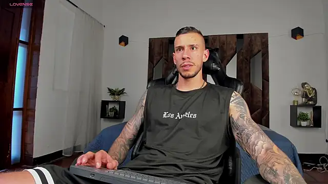 J king   online show from 05.11.26