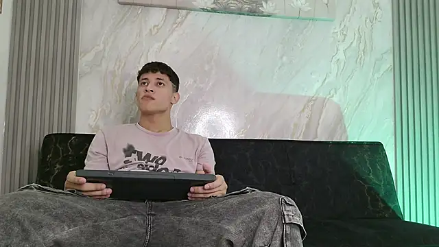 Snapshot of YOUNG_GUYS1 chatting on 05.27.26 YOUNG GUYS1 online show from 05.27.26