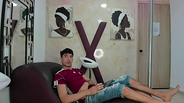 Snapshot of YOUNG_GUYS1 chatting on 06.02.26 YOUNG GUYS1 online show from 06.02.26