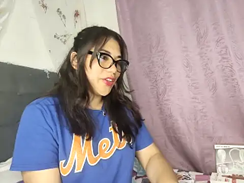 deliaquafurr1 online show from 02.18.26