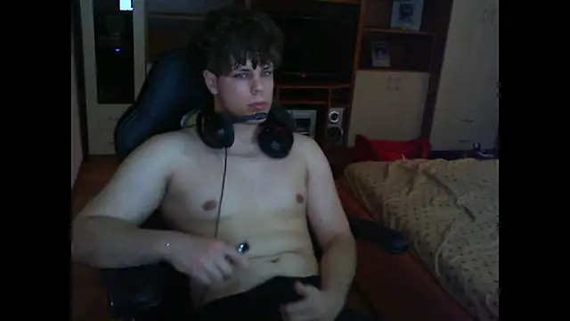 GymGuy0505 online show from 12.15.25