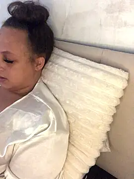 Welsh Maya221x online show from 01.14.26