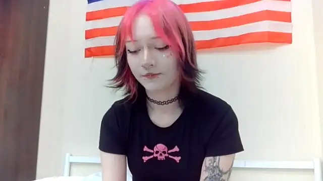 Shine Luna online show from 02.23.26