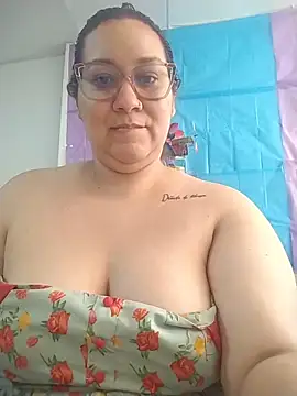 Snapshot of sharon_G chatting on 04.02.26 sharon G online show from 04.02.26