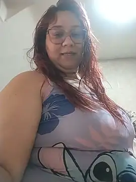 Snapshot of sharon_G chatting on 04.15.26 sharon G online show from 04.15.26