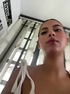 Valeria-escobar online show from 04.13.26