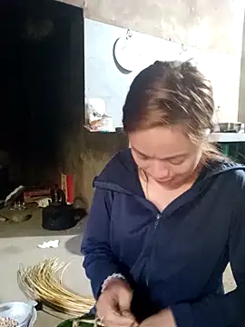 little-effy online show from 03.02.26