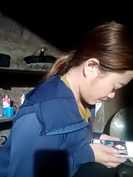 little-effy online show from 03.13.26