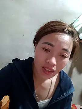 little-effy online show from 03.31.26