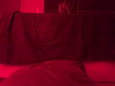 slightlycuriouss online show from 03.26.26