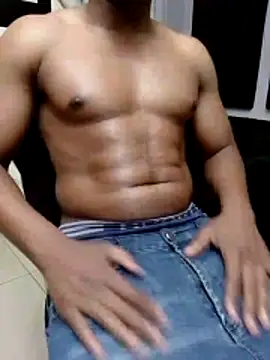 Snapshot of BananaStillDicksy chatting on 05.10.26 BananaStillDicksy online show from 05.10.26