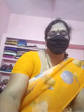 Snapshot of sarala_telugu chatting on 06.27.26 sarala telugu online show from 06.27.26