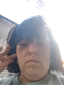 Divine Pouvoir online show from 02.26.26