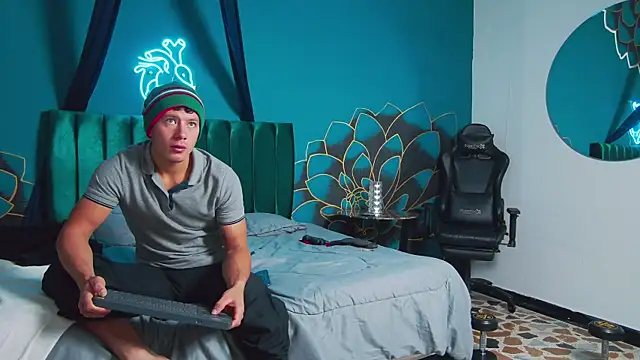 MagnusKnight  online show from 01.10.26