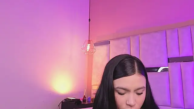 Snapshot of kylie_river chatting on 05.23.26 kylie river online show from 05.23.26