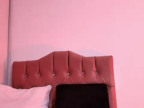 emma honey   online show from 02.24.26