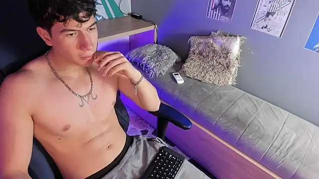 Criss Adams online show from 01.07.26