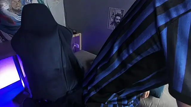 Criss Adams online show from 01.12.26