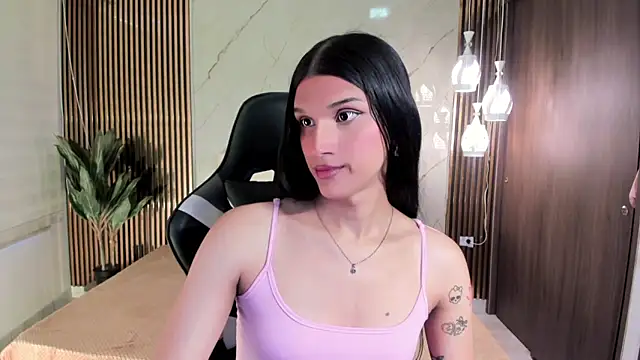 Bianca baldwin  online show from 12.14.25